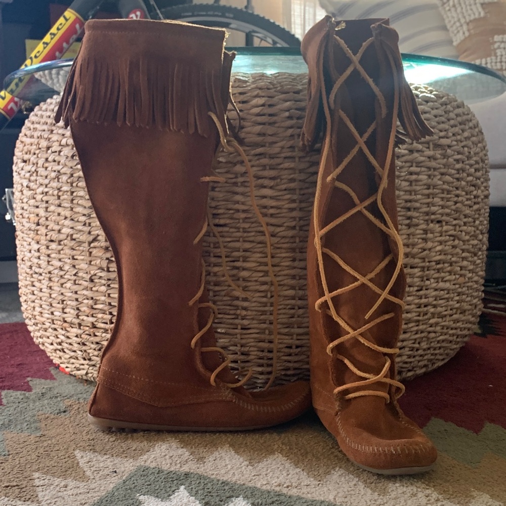 Fringed Brown Knee-High Women's Boots